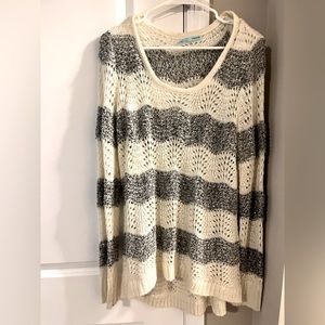 Women’s XL Maurice’s Sweater